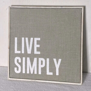 Blossom Home Grey White Live Simply Wall Decor